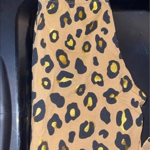 Girls chettah leggings size (10/12